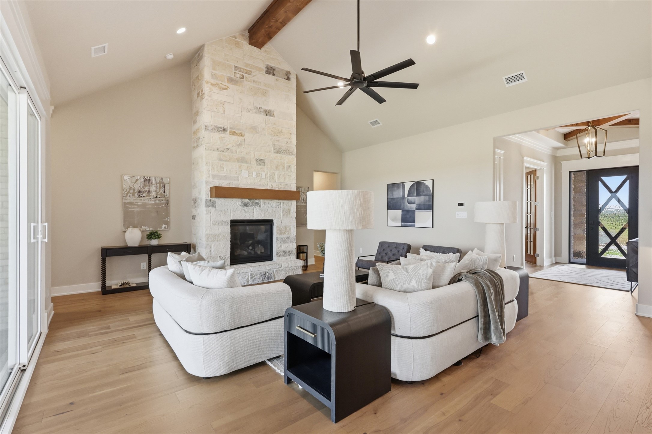 2006 Lindale Lane Granbury TX 76049