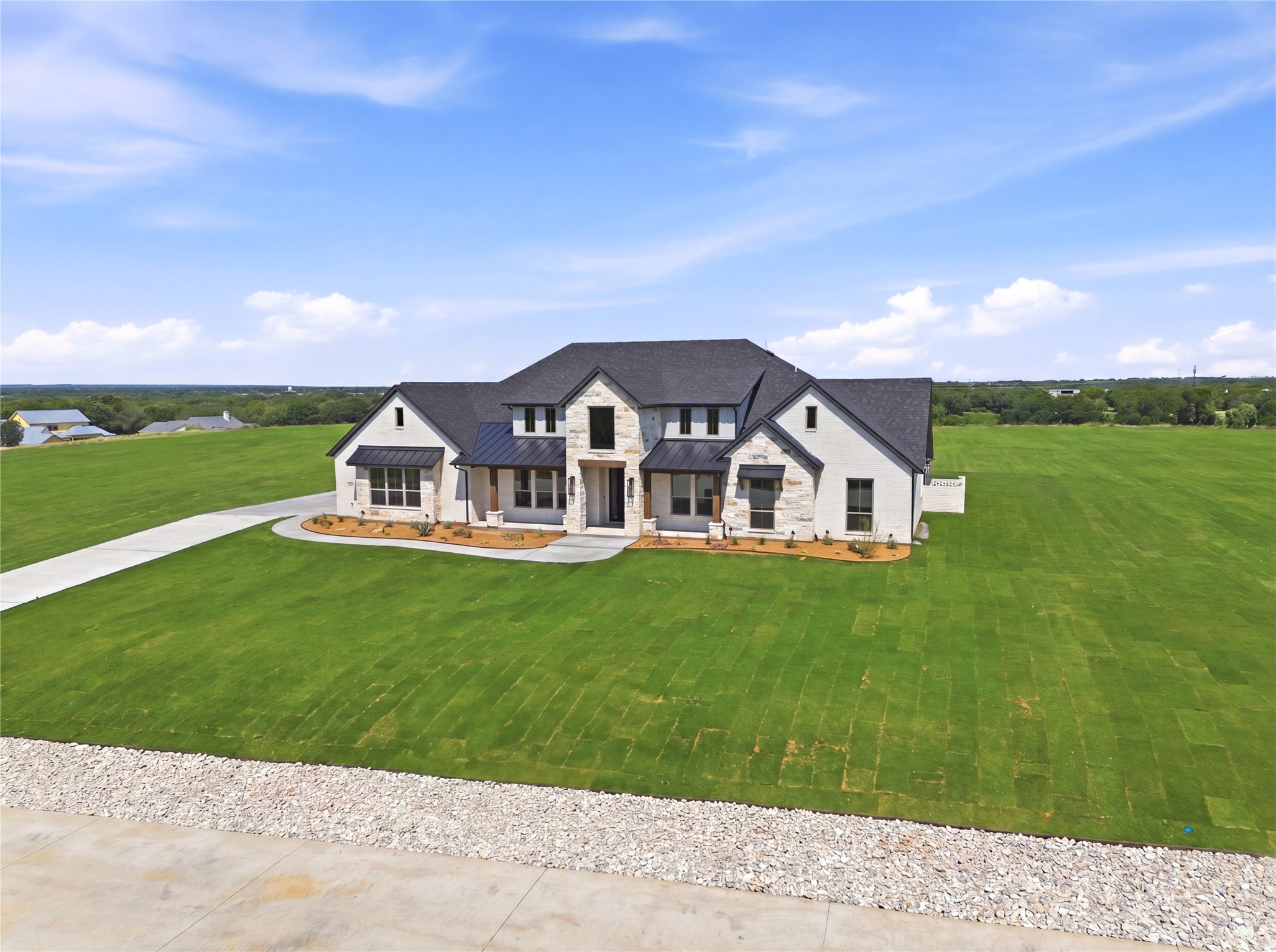 2006 Lindale Lane Granbury TX 76049