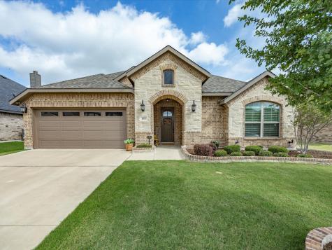 135 Crockett Drive Waxahachie TX 75165