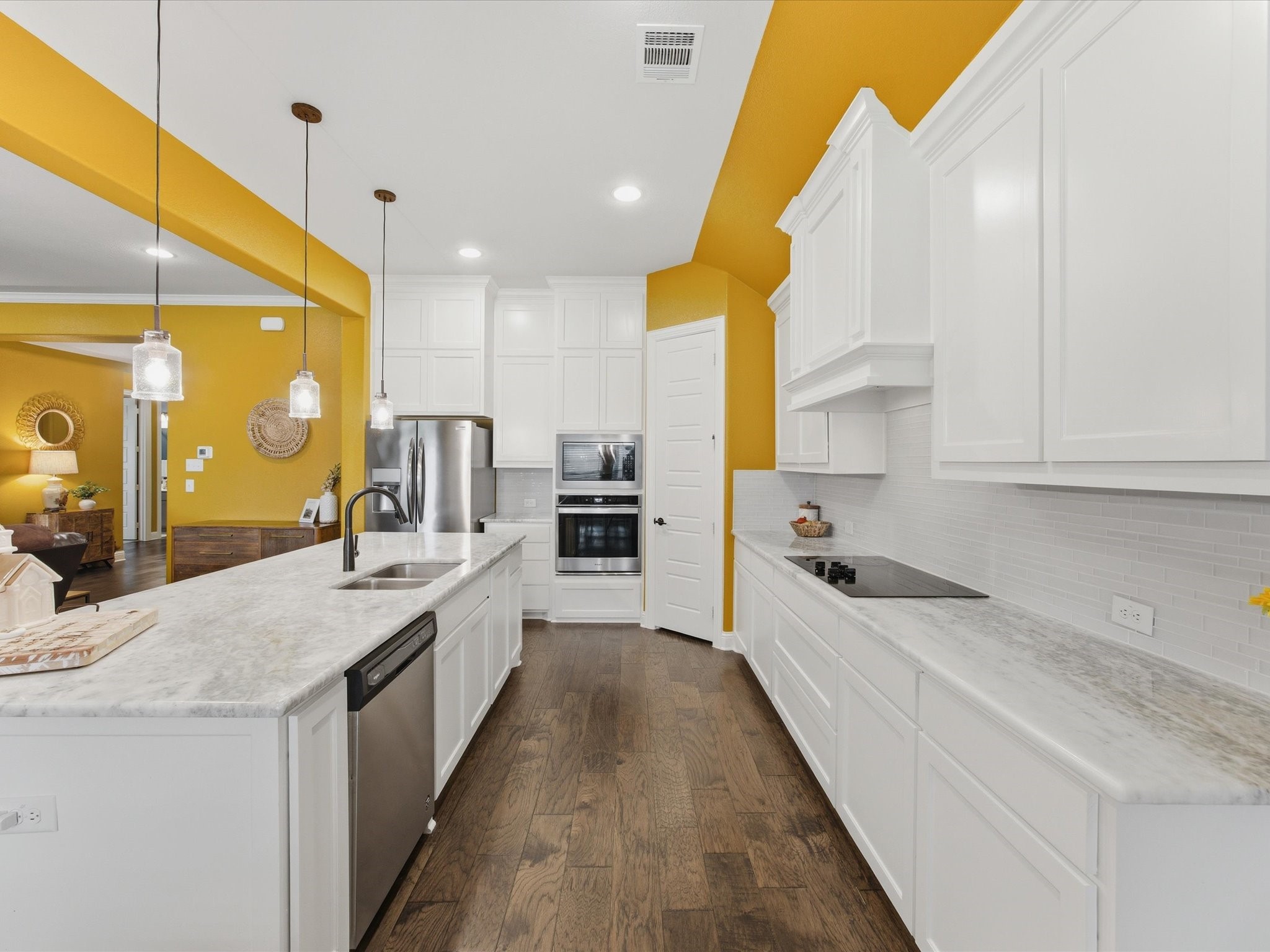 135 Crockett Drive Waxahachie TX 75165