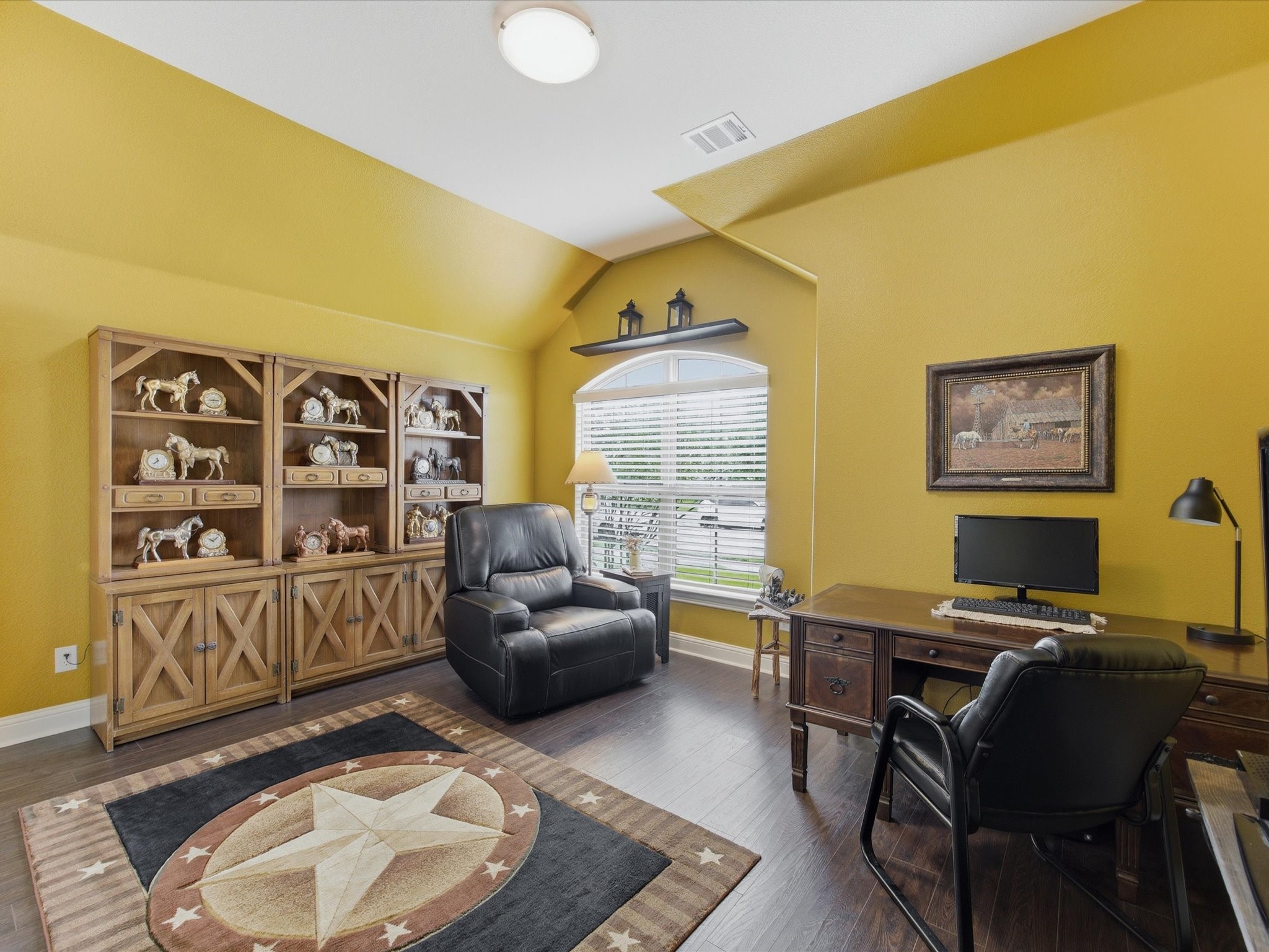 135 Crockett Drive Waxahachie TX 75165