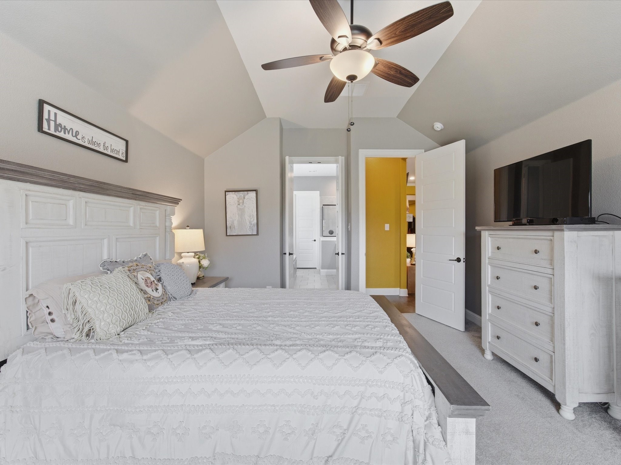 135 Crockett Drive Waxahachie TX 75165
