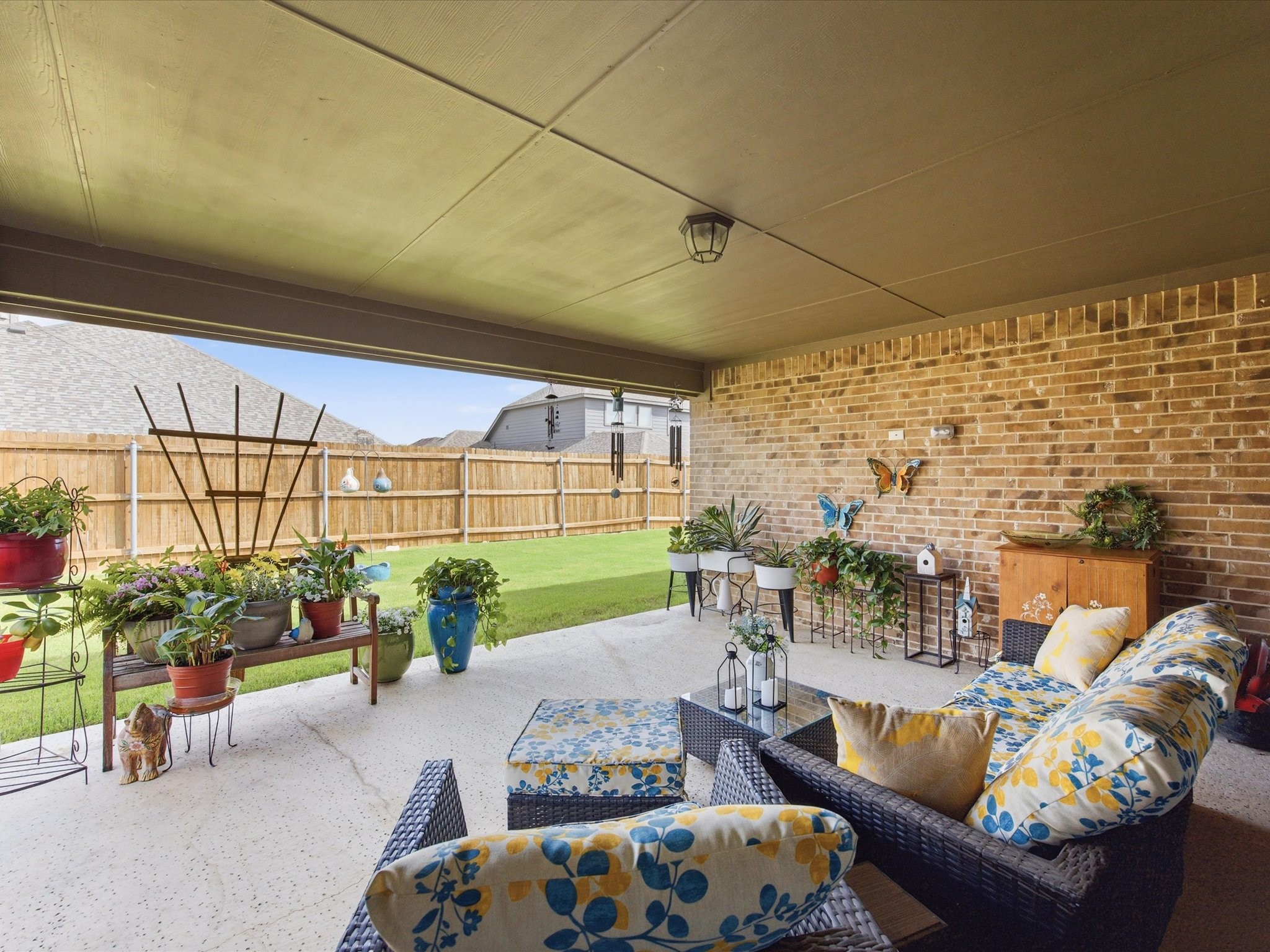 135 Crockett Drive Waxahachie TX 75165