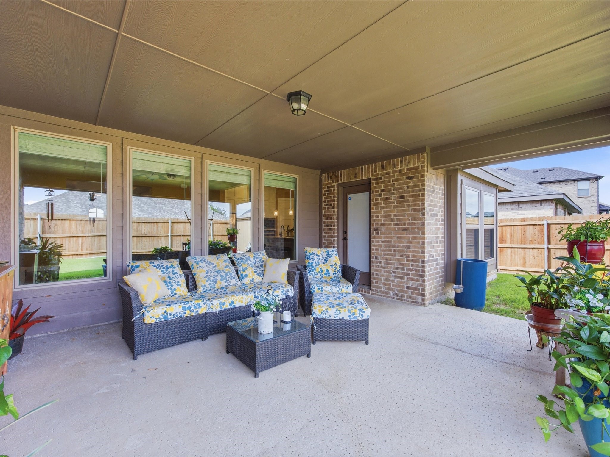135 Crockett Drive Waxahachie TX 75165