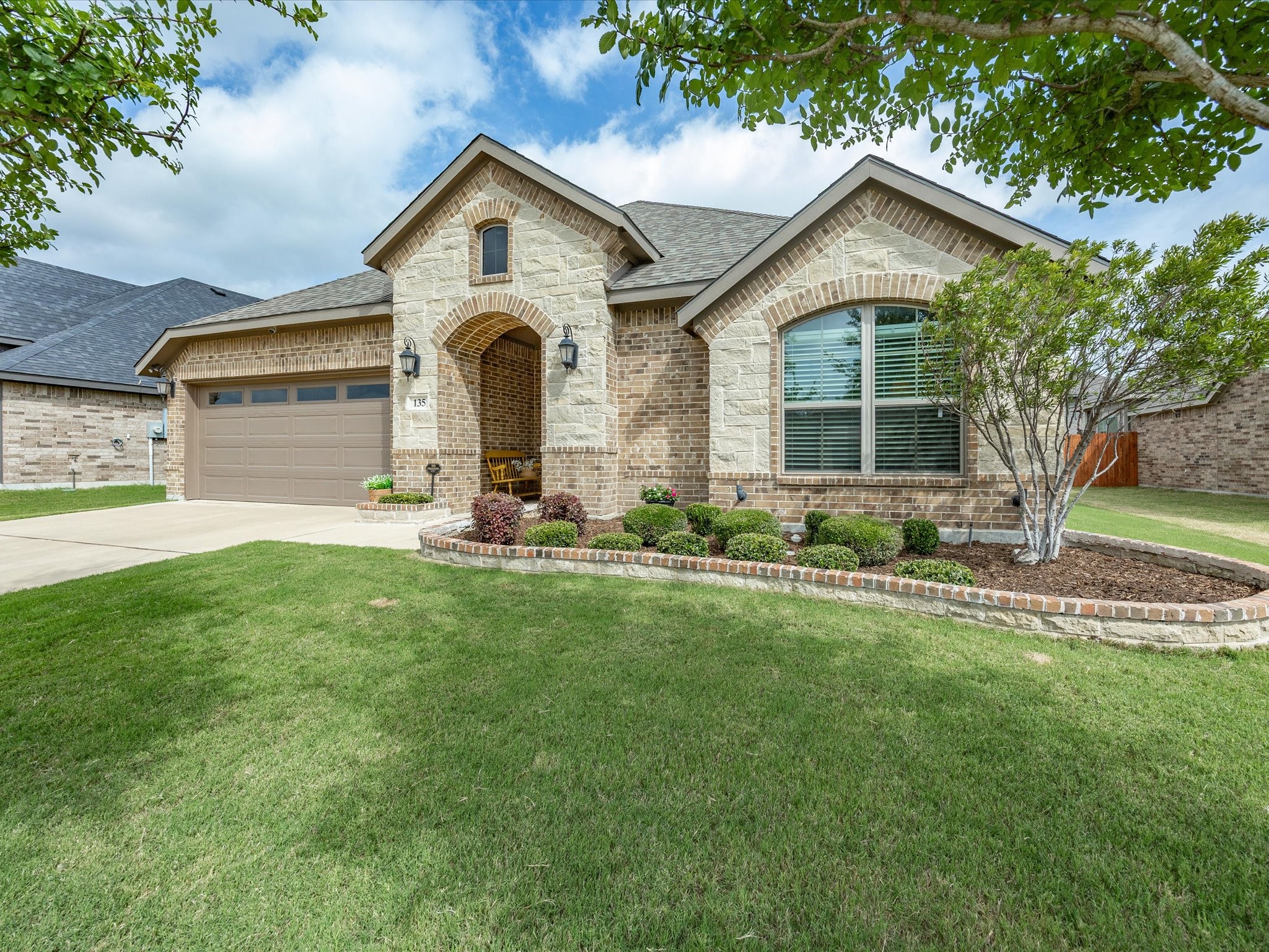135 Crockett Drive Waxahachie TX 75165