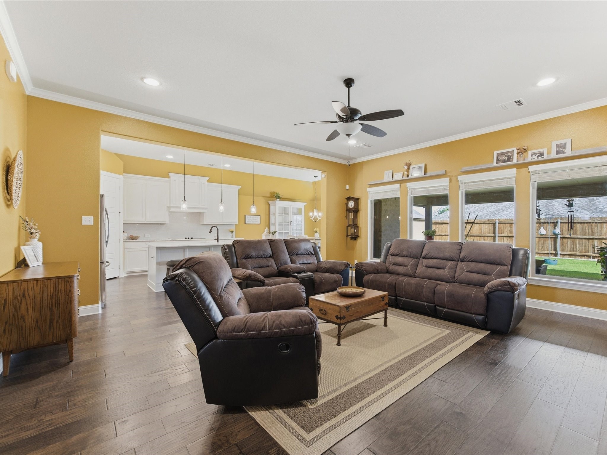 135 Crockett Drive Waxahachie TX 75165