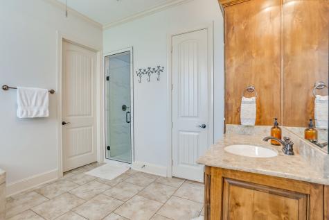 711 Flamingo Circle Burleson TX 76028