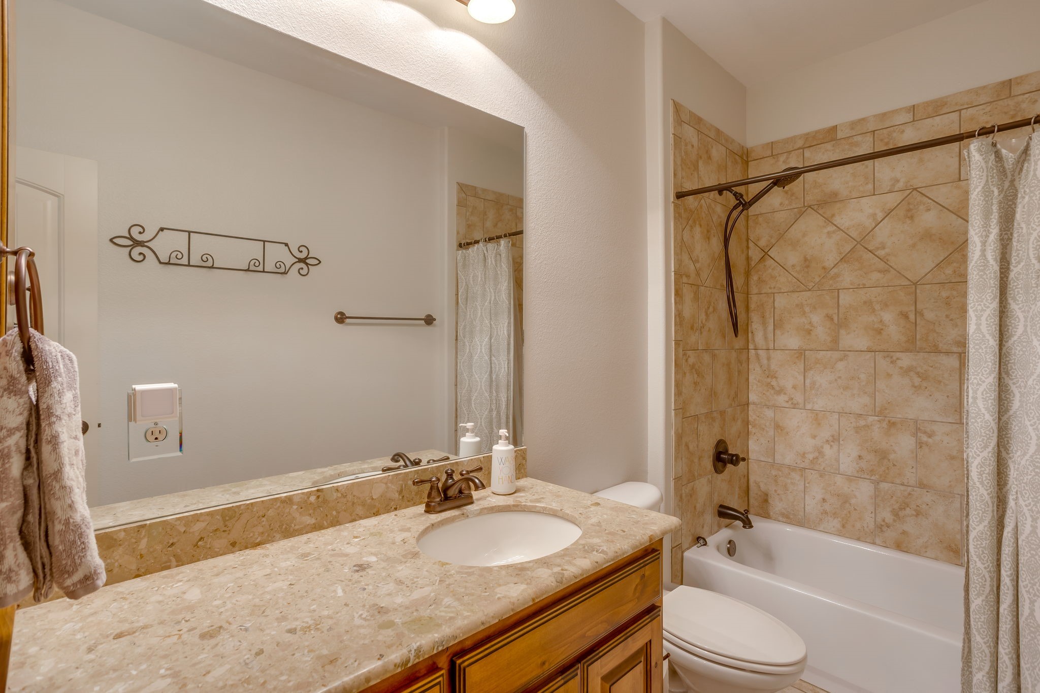 711 Flamingo Circle Burleson TX 76028