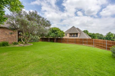 711 Flamingo Circle Burleson TX 76028