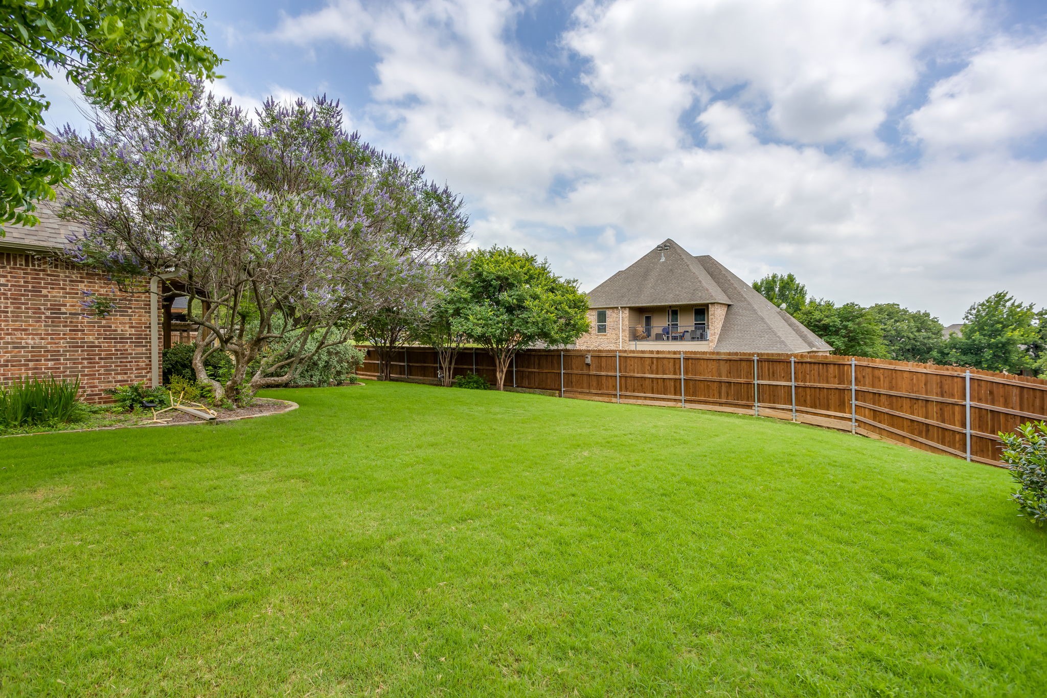 711 Flamingo Circle Burleson TX 76028