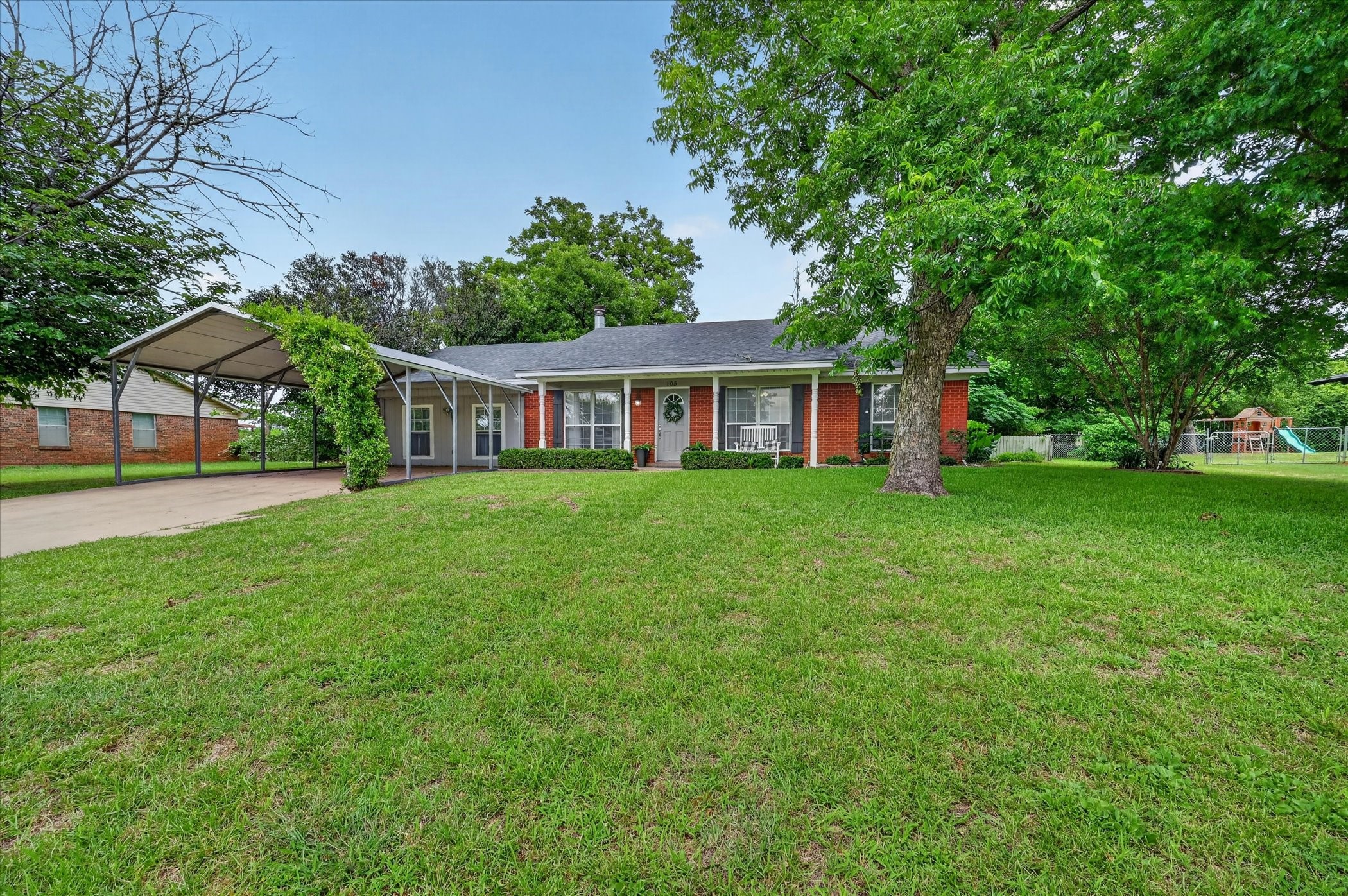 105 Murray Street Joshua TX 76058