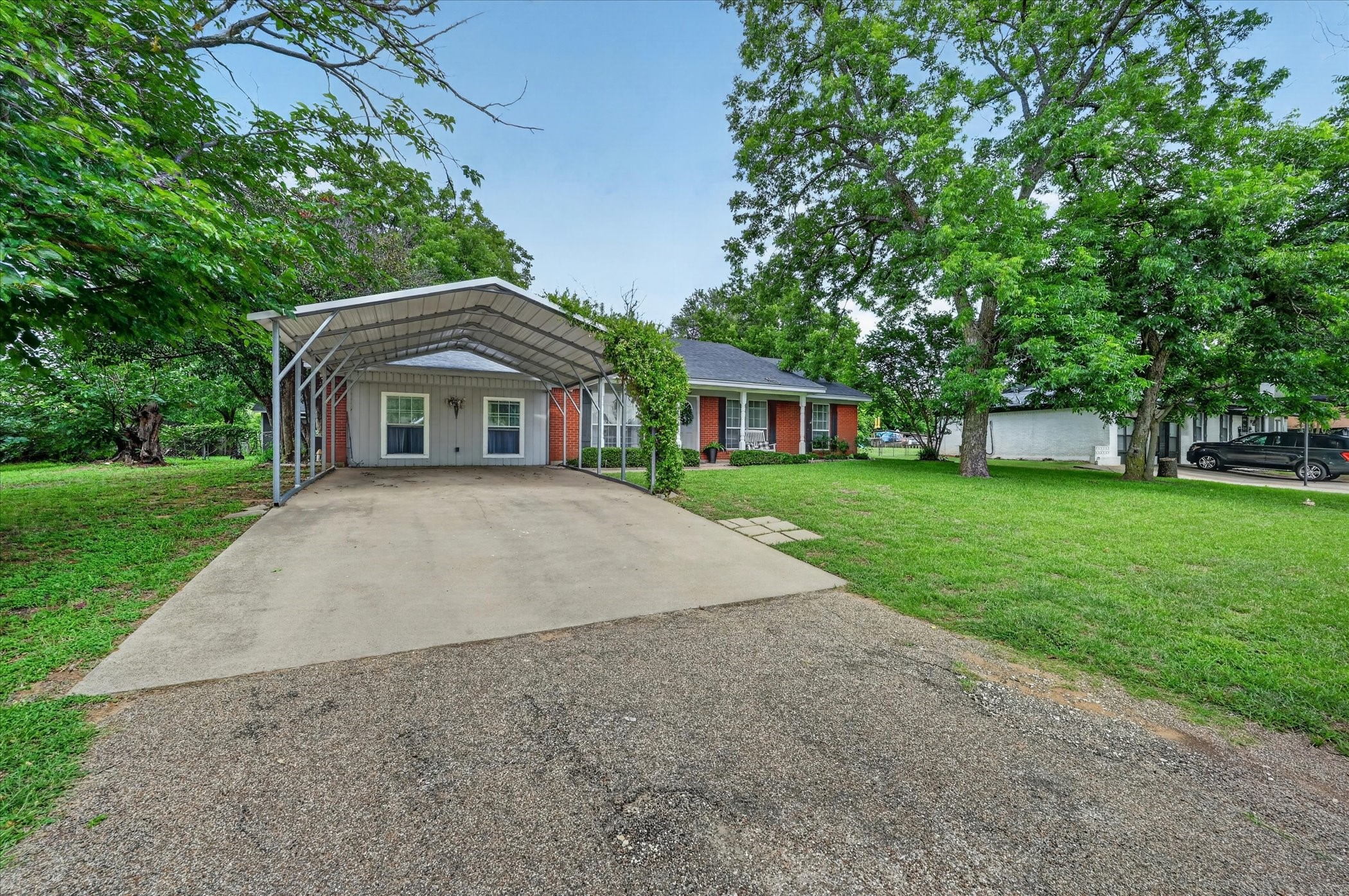 105 Murray Street Joshua TX 76058