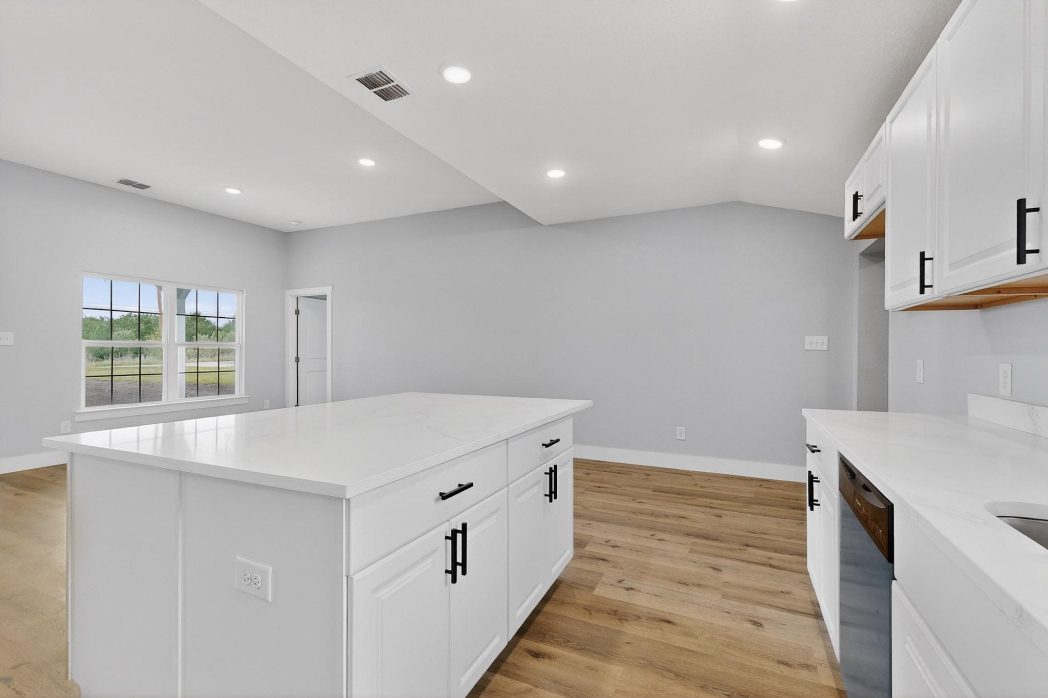 6060 County Road 166 Kaufman TX 75142