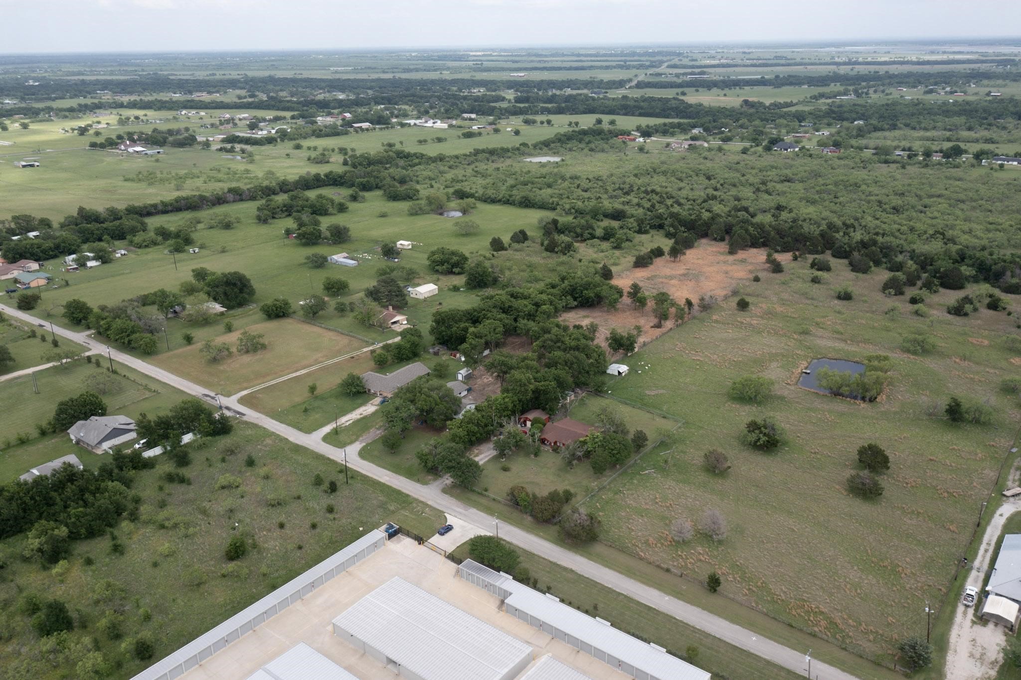 6060 County Road 166 Kaufman TX 75142