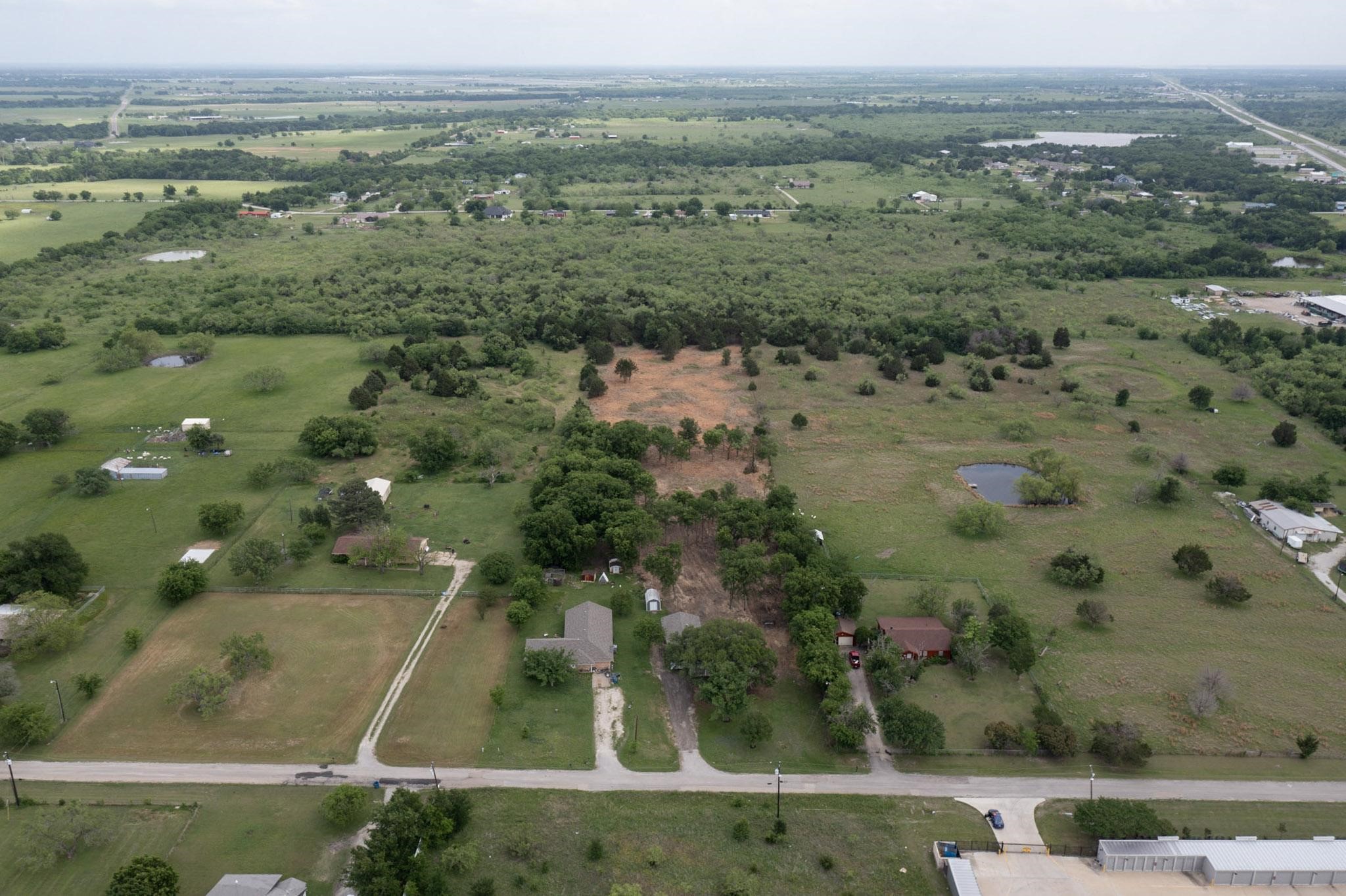 6060 County Road 166 Kaufman TX 75142