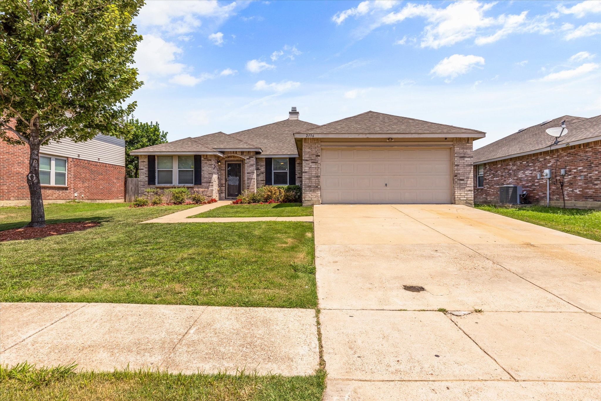 2136 Edgewood Drive Grand Prairie TX 75052