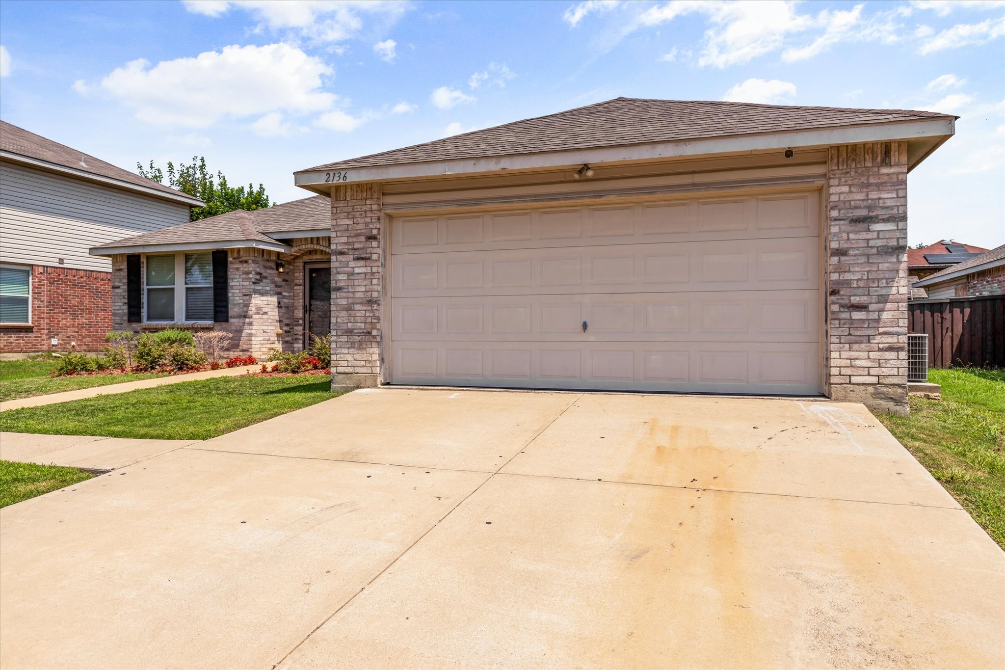 2136 Edgewood Drive Grand Prairie TX 75052