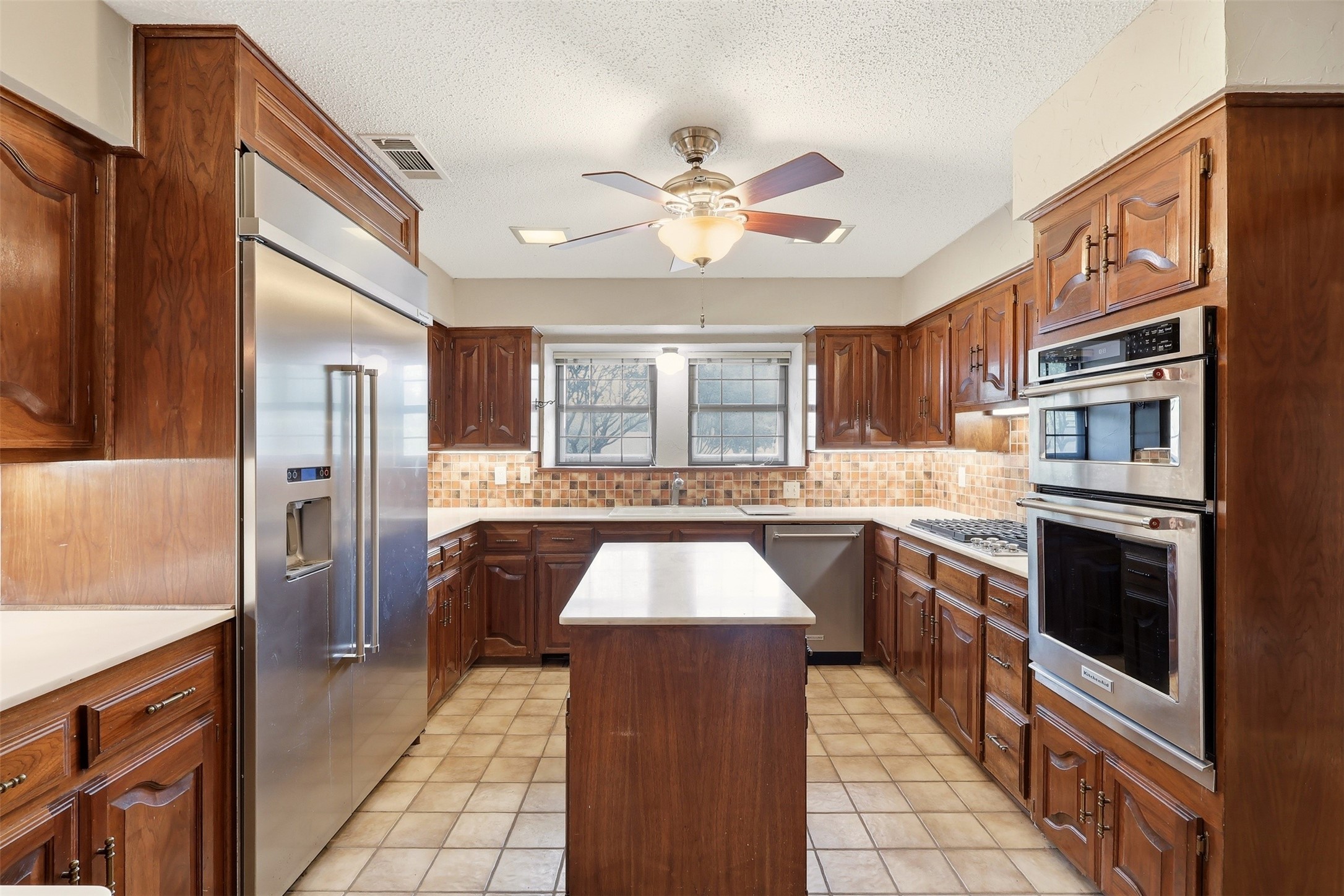 3001 S Country Club Road Garland TX 75043