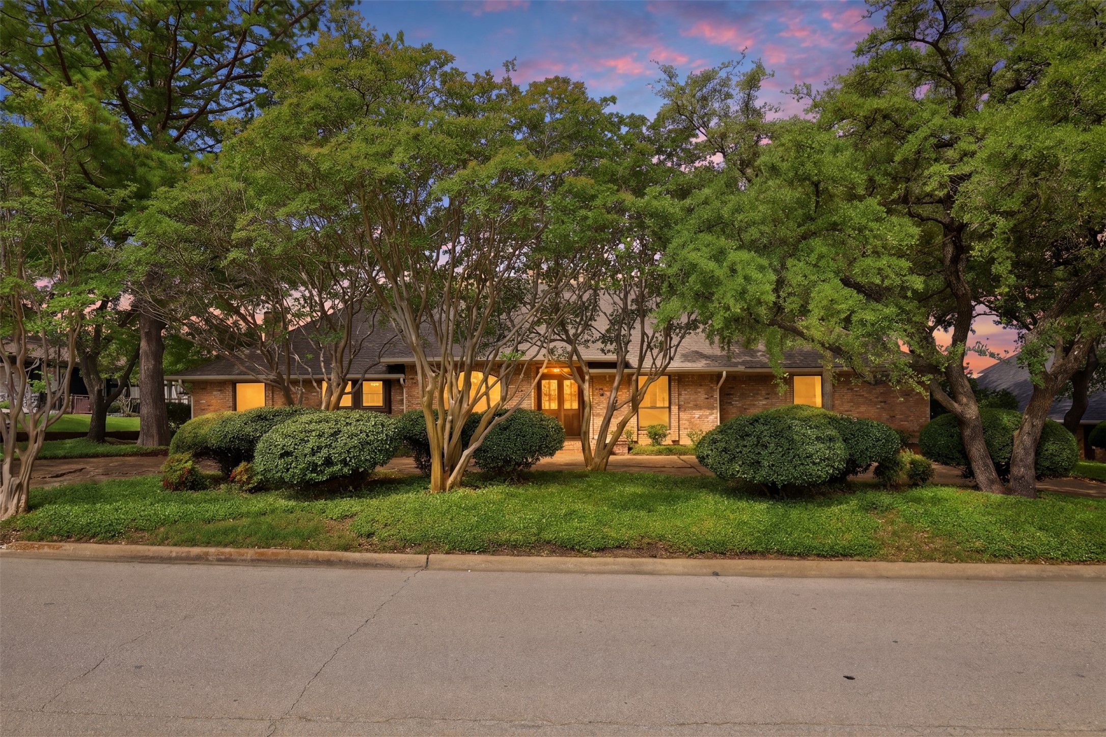 3001 S Country Club Road Garland TX 75043