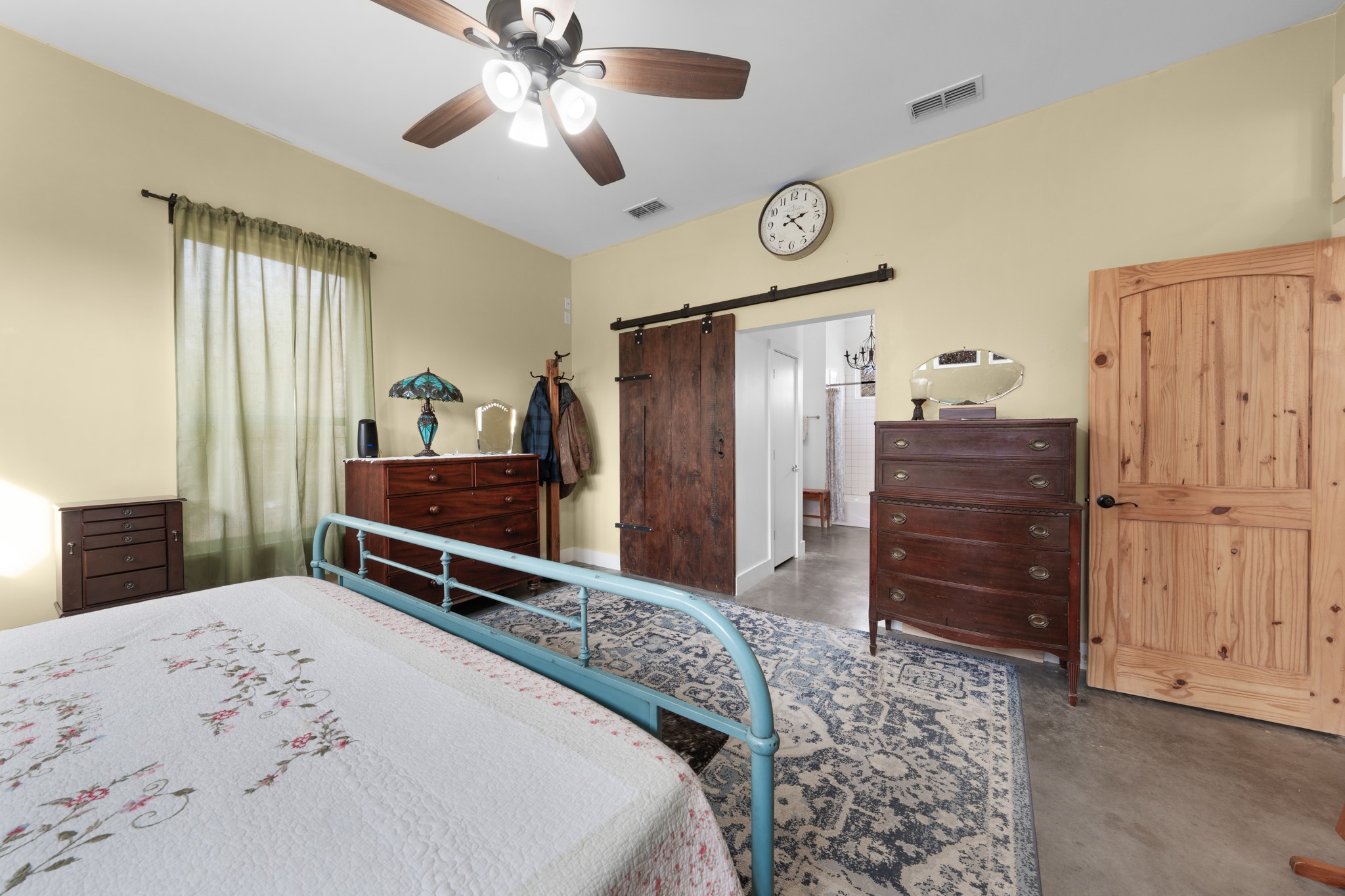 2640 County Road 1030 NW Mount Vernon TX 75457