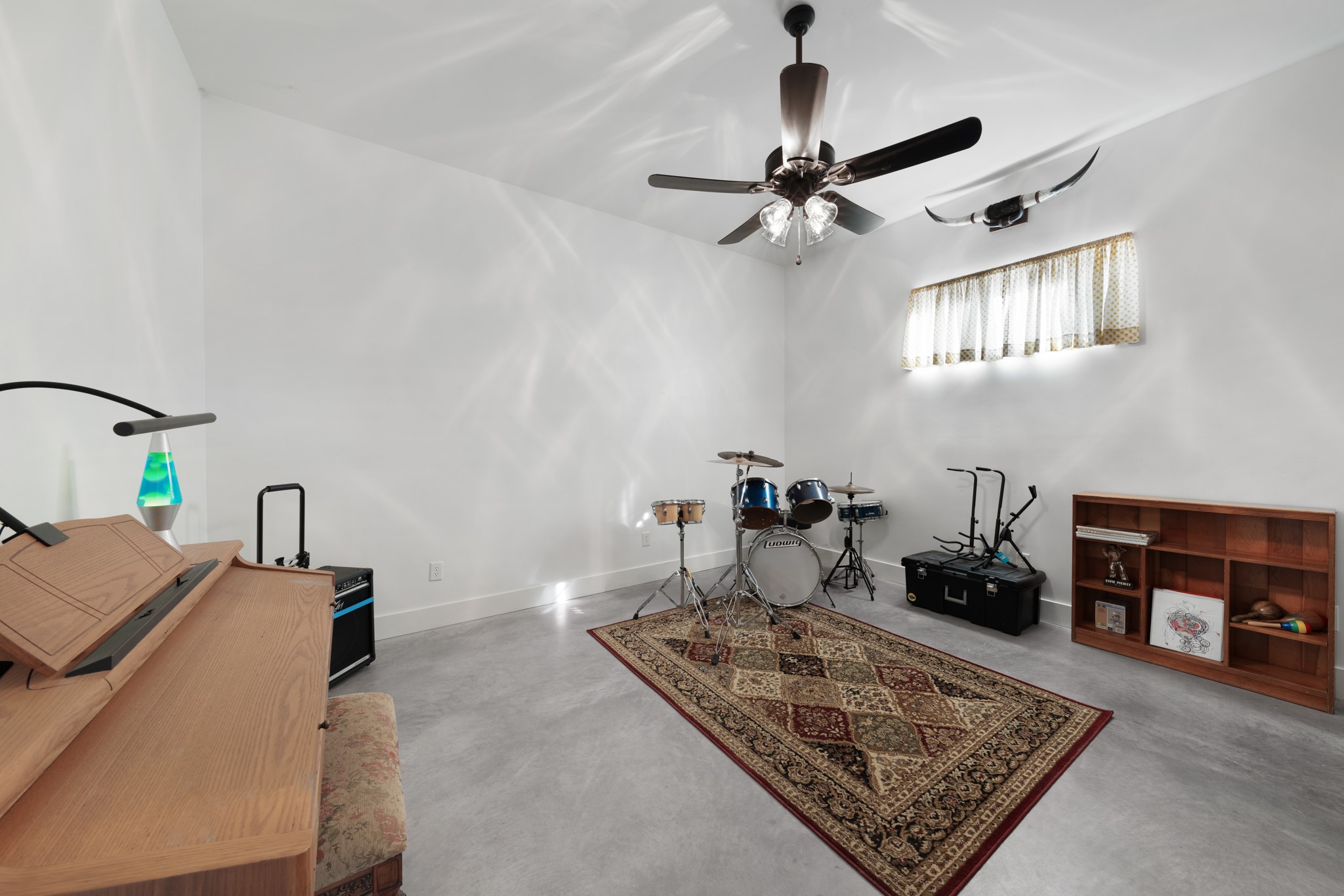 2640 County Road 1030 NW Mount Vernon TX 75457