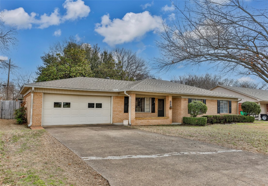 306 Elmwood Street Gainesville TX 76240