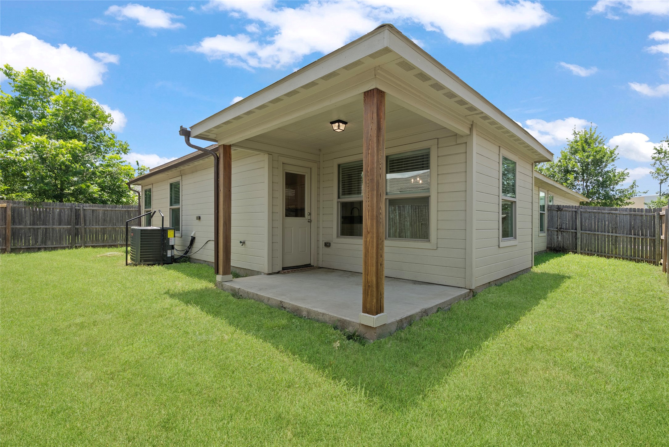 2839 Saint David Drive Dallas TX 75233