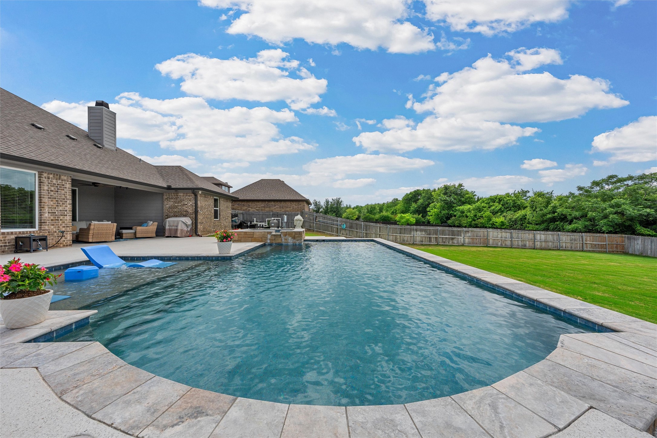 609 Hunton Lane Robinson TX 76706