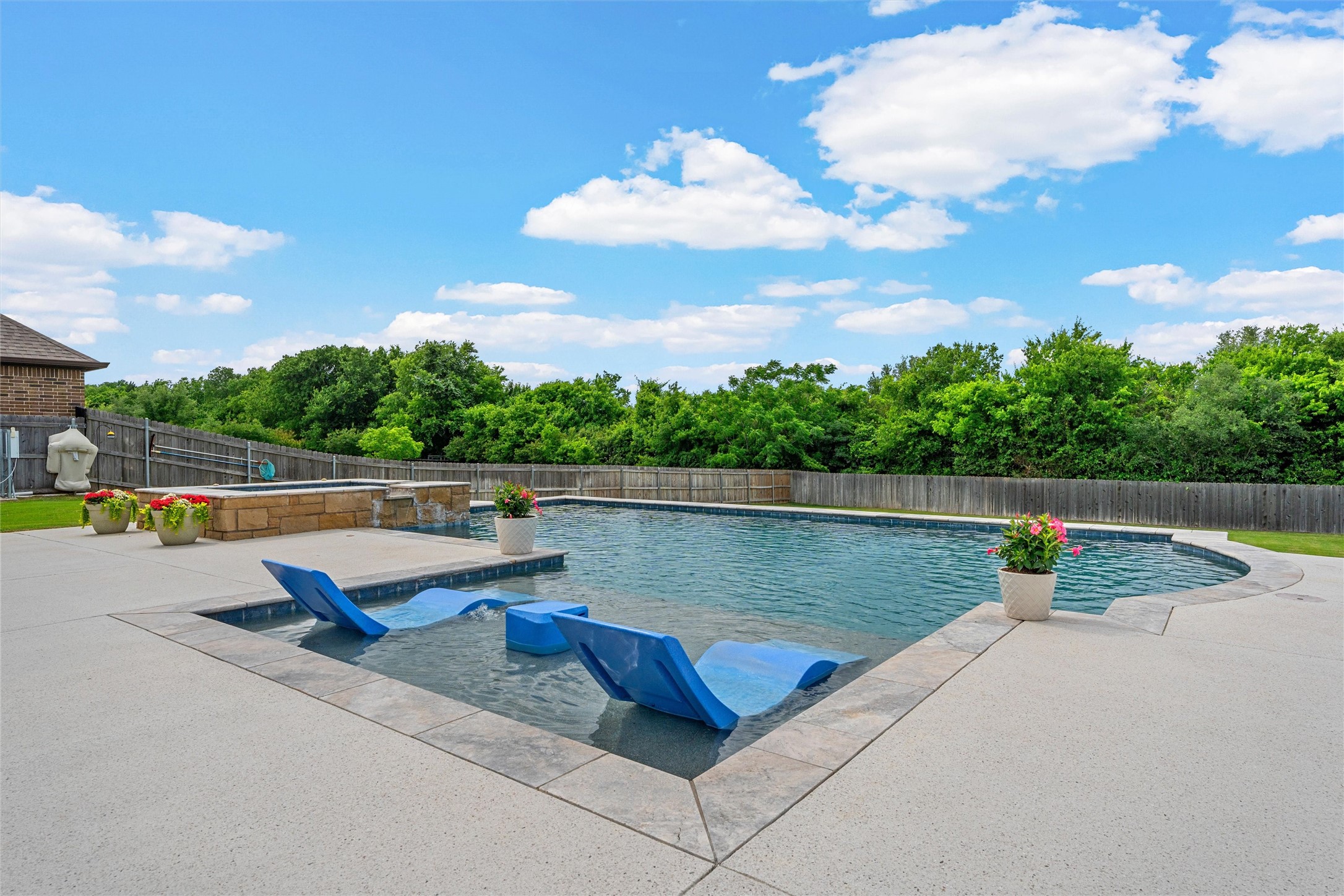 609 Hunton Lane Robinson TX 76706