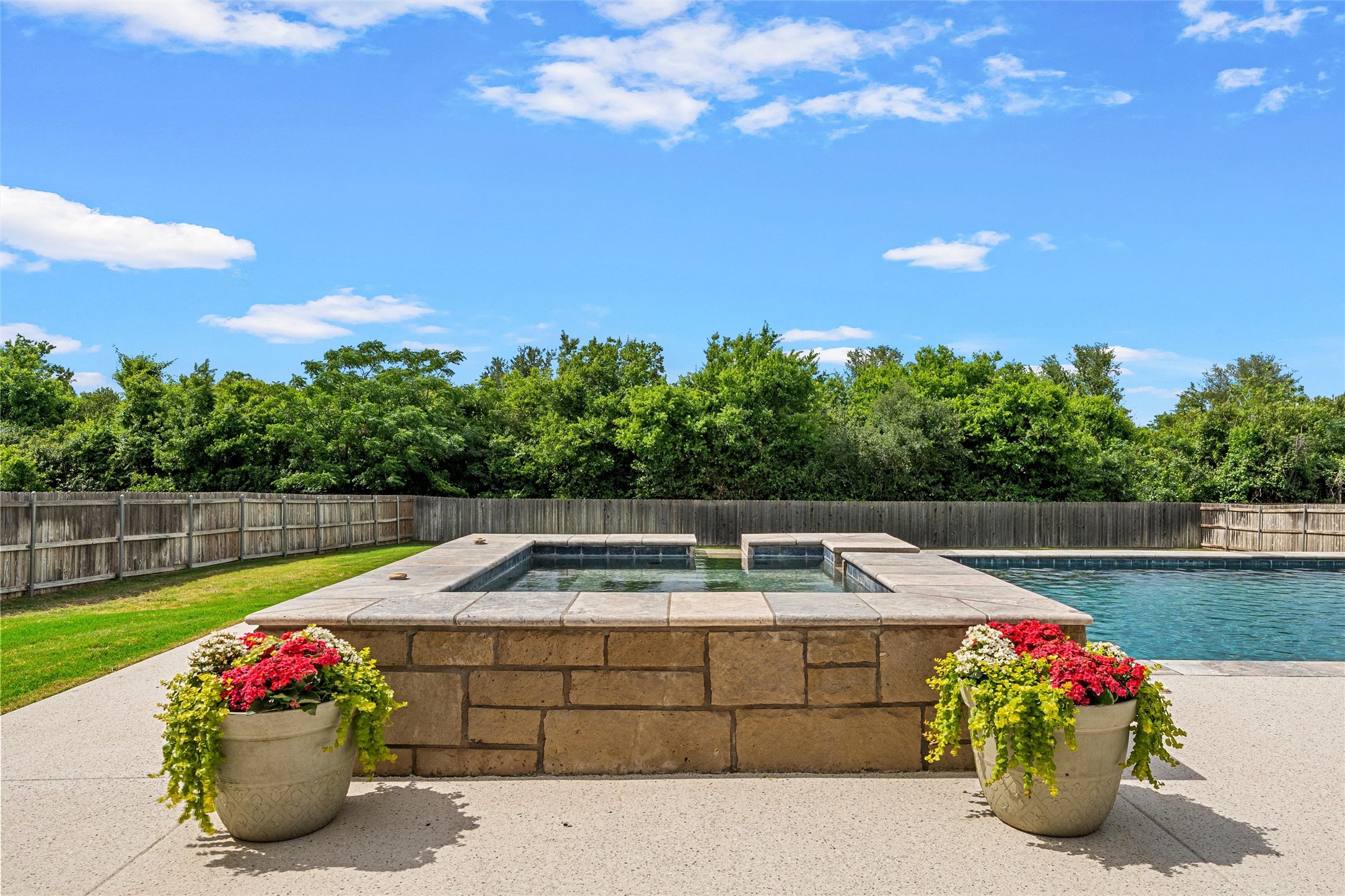 609 Hunton Lane Robinson TX 76706