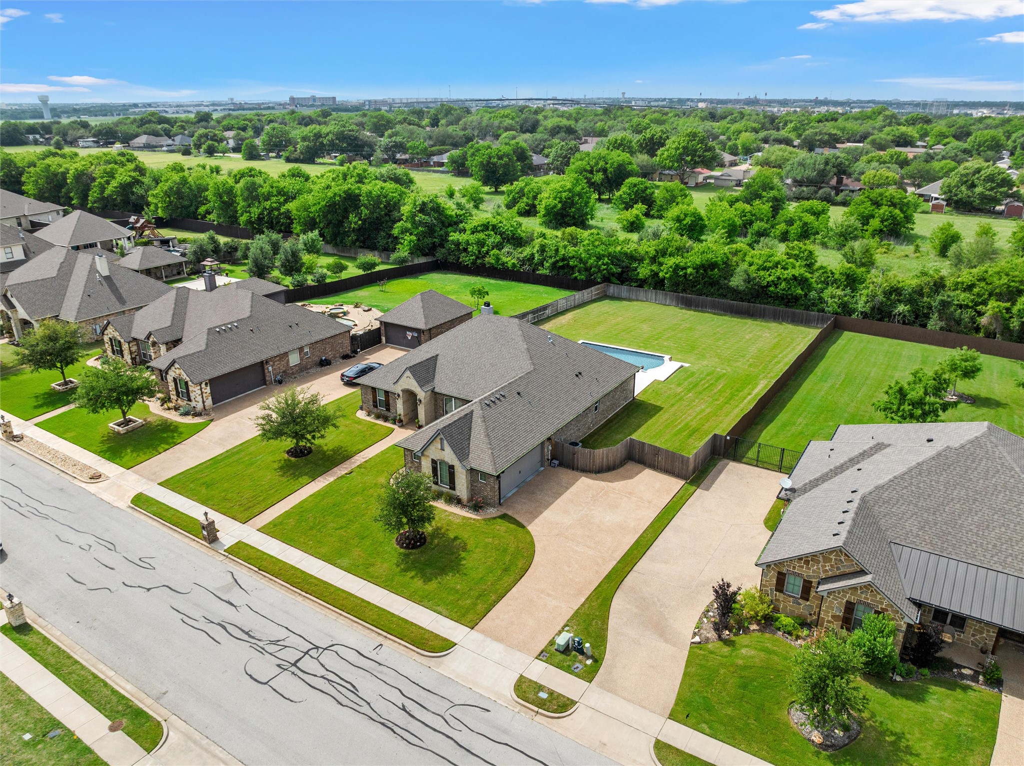 609 Hunton Lane Robinson TX 76706