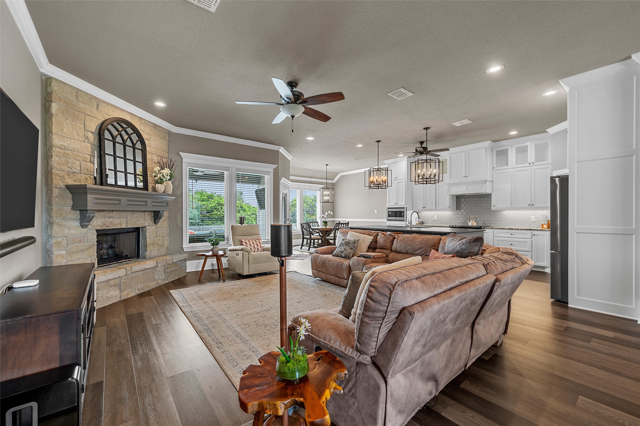 609 Hunton Lane Robinson TX 76706