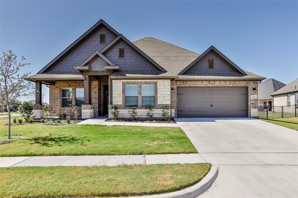 2027 Spieth Street Granbury TX 76048