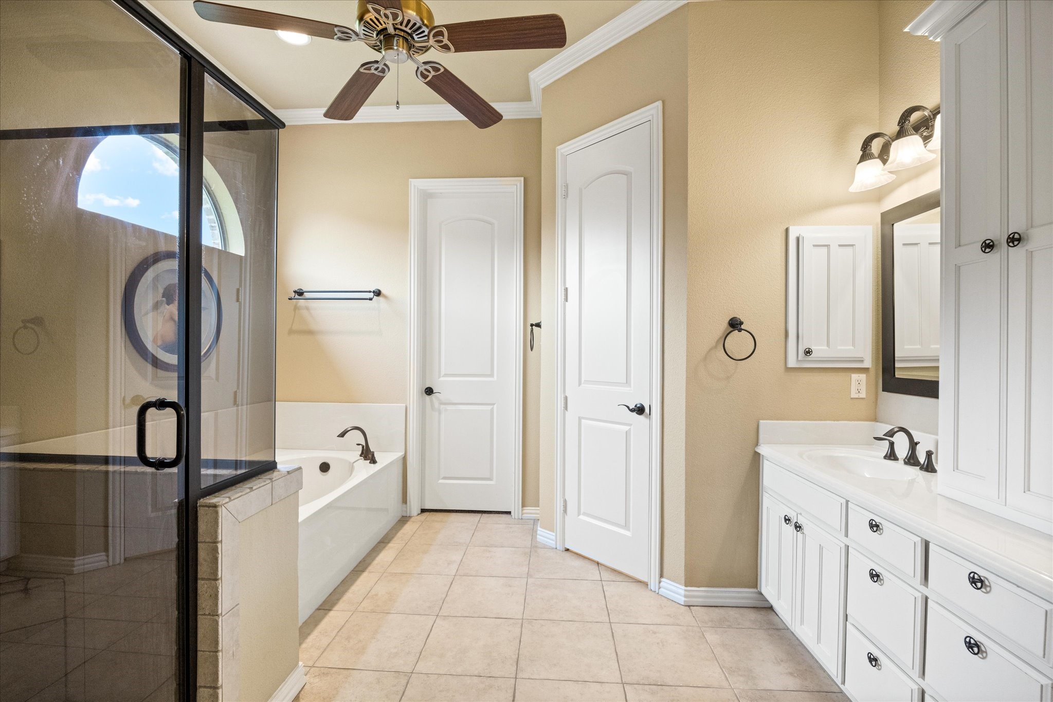 805 Mallard Pointe Drive Granbury TX 76049