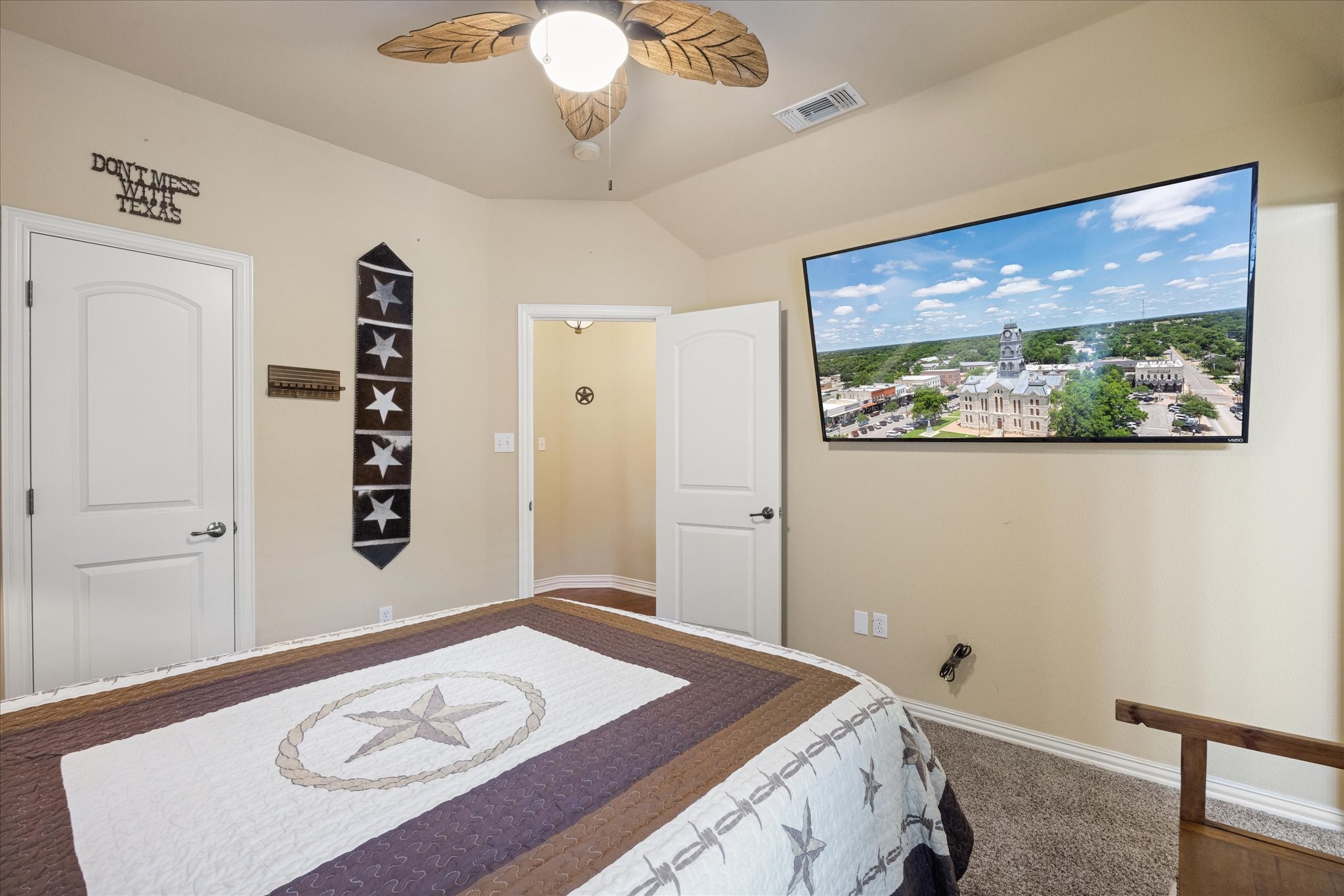 805 Mallard Pointe Drive Granbury TX 76049