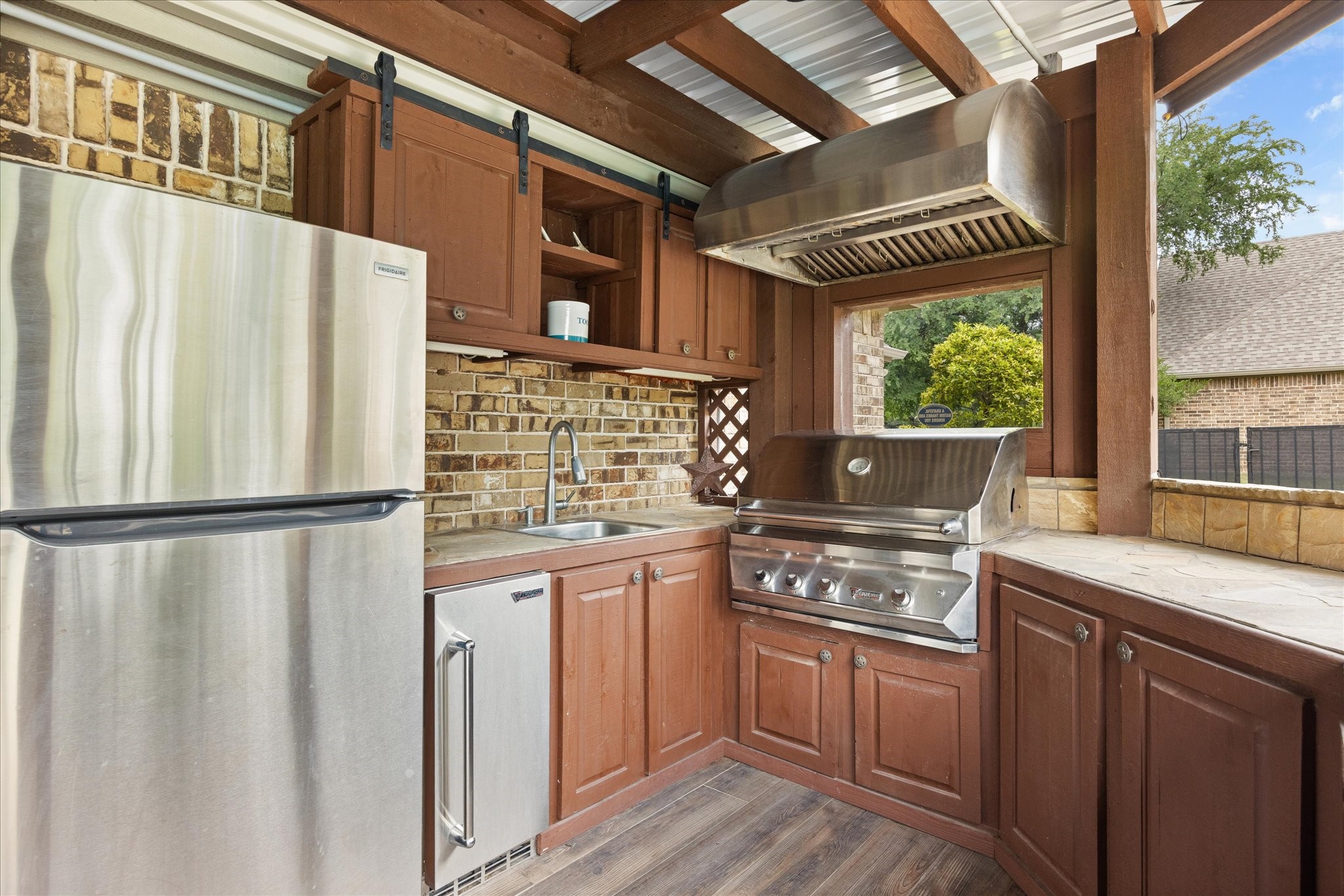 805 Mallard Pointe Drive Granbury TX 76049