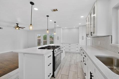 2812 San Medina Avenue Dallas TX 75228
