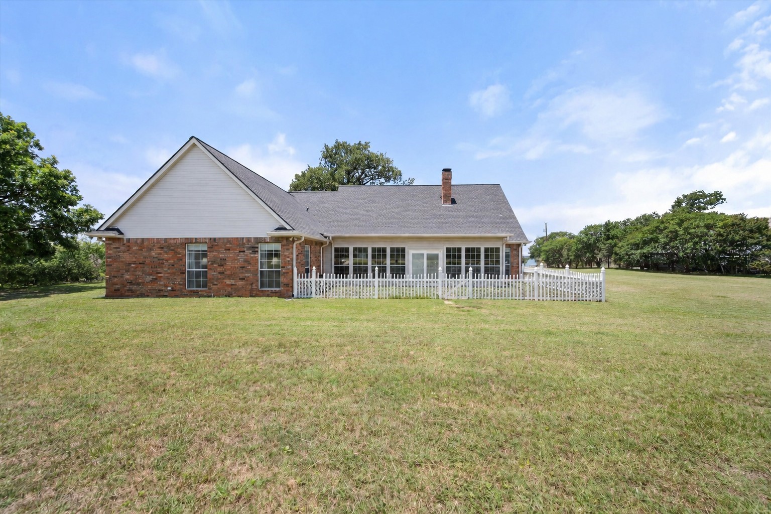 13021 Rudy's Way Streetman TX 75859