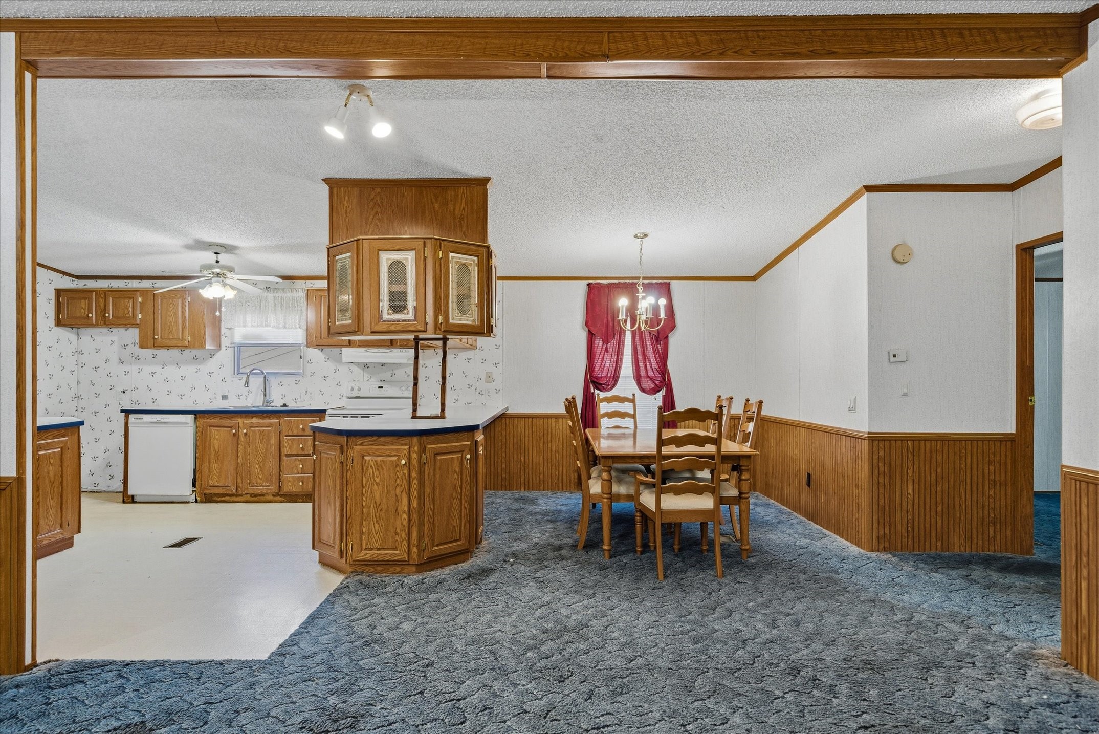 220 N Houston Street Edgewood TX 75117