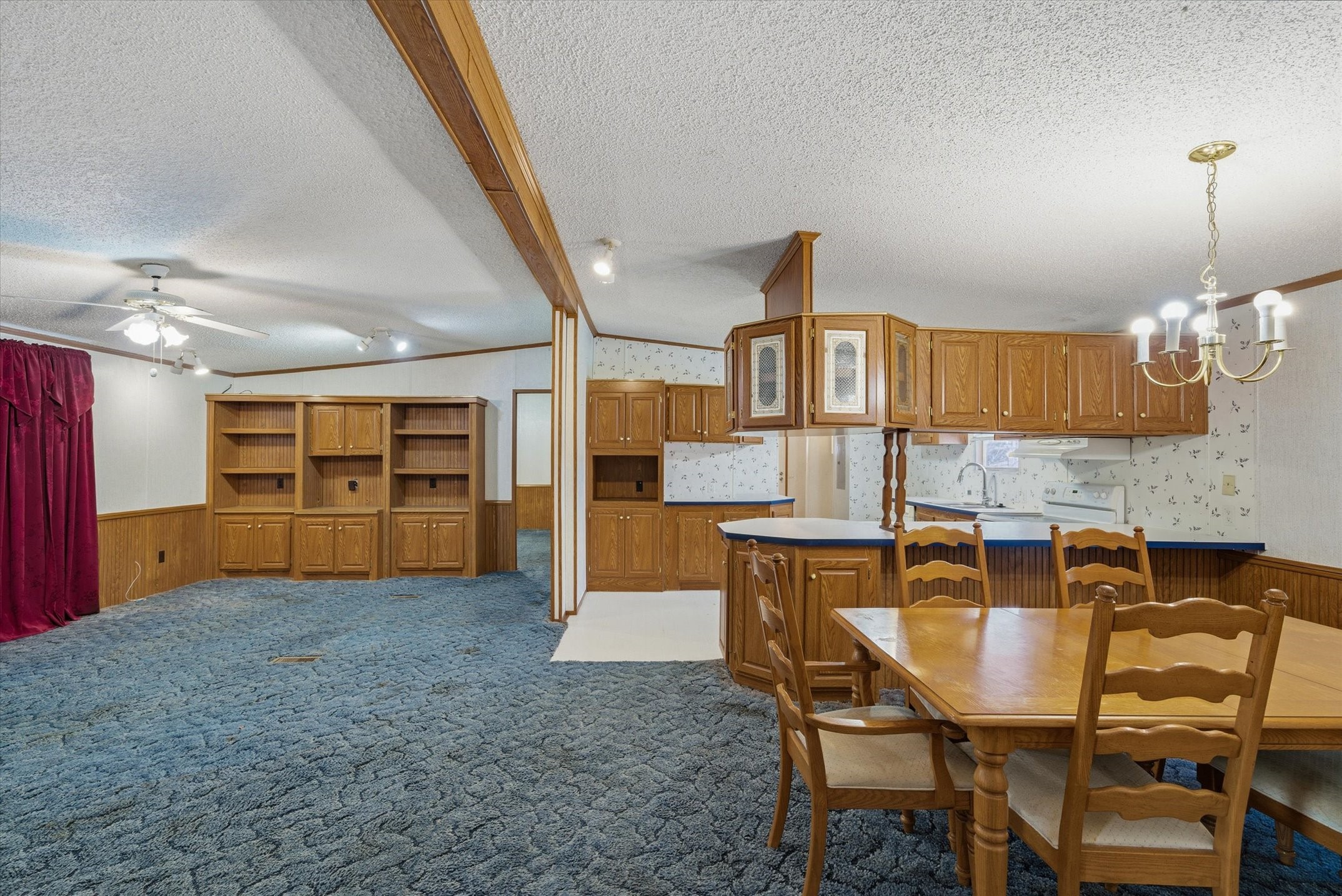 220 N Houston Street Edgewood TX 75117