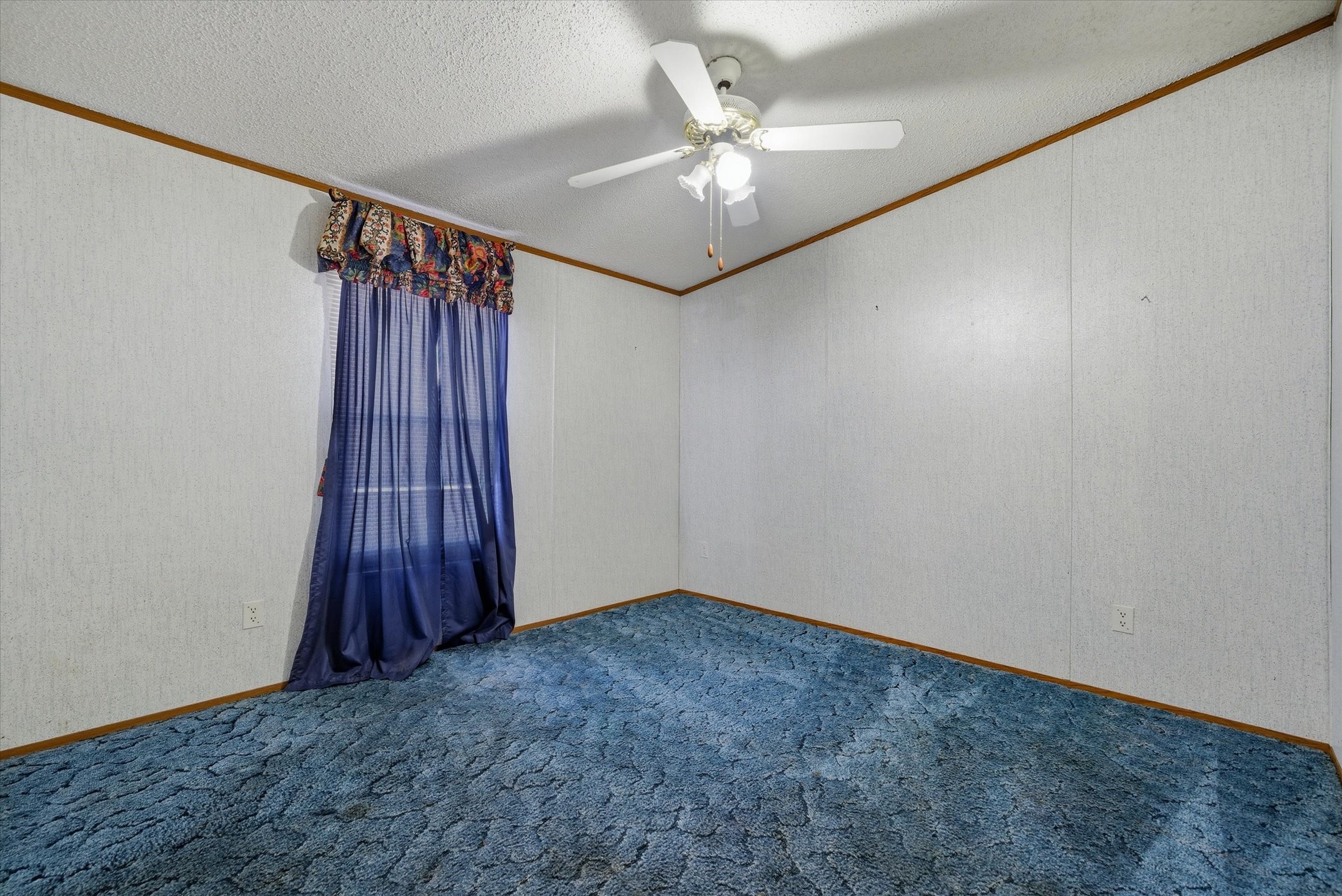 220 N Houston Street Edgewood TX 75117