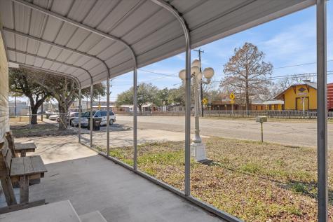 220 N Houston Street Edgewood TX 75117
