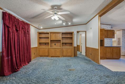 220 N Houston Street Edgewood TX 75117