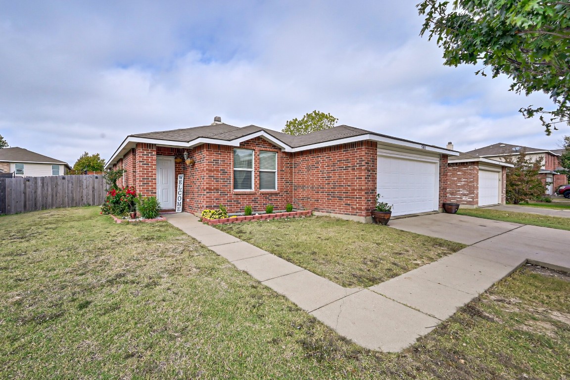 5301 Blue Quartz Road Fort Worth TX 76179