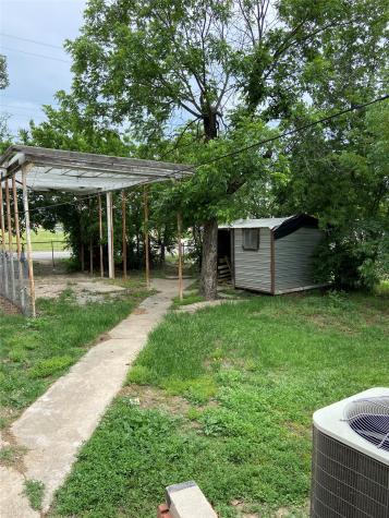 1607 SE 18th Street Mineral Wells TX 76067