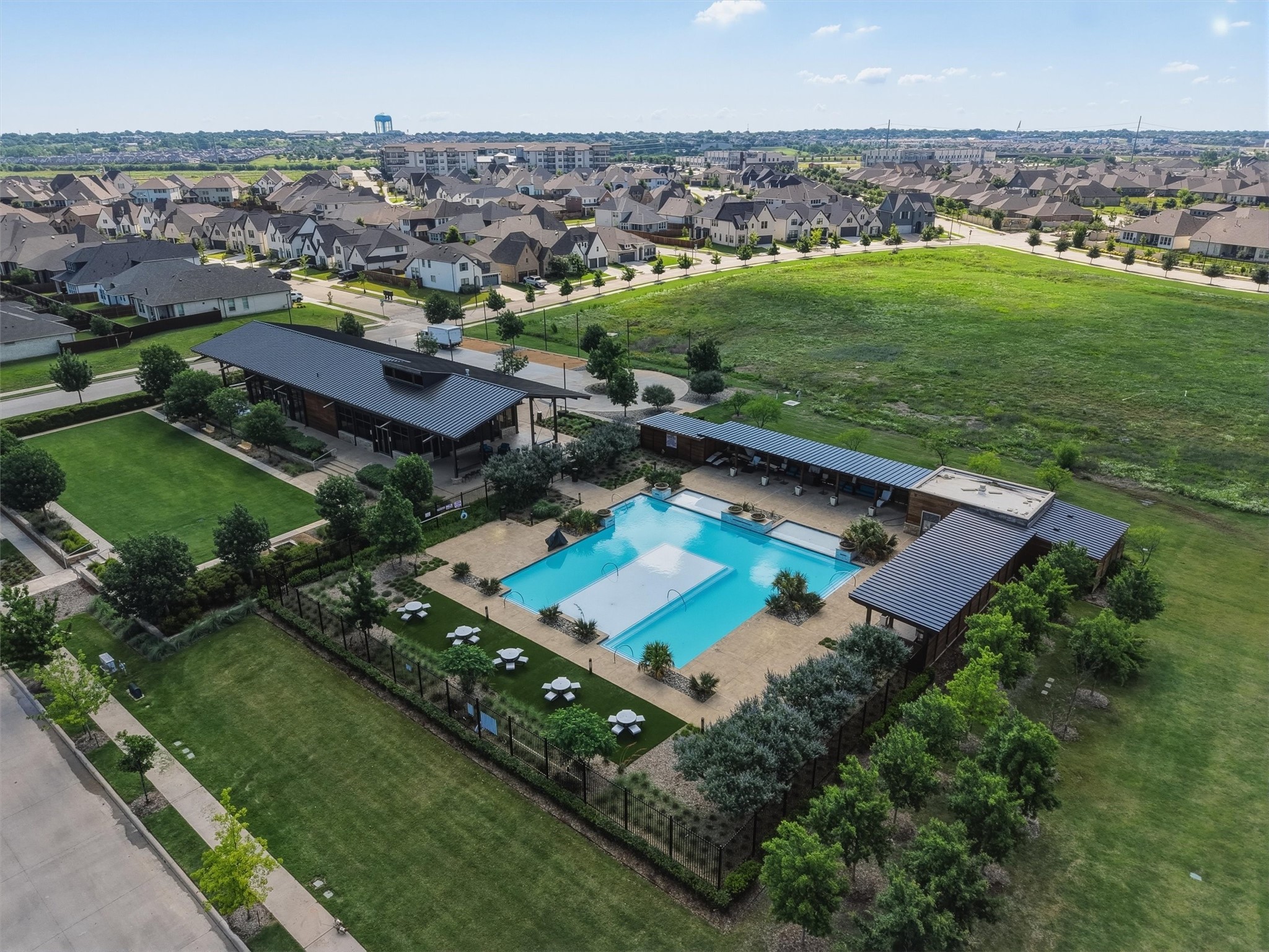 7521 Pondview Lane Fort Worth TX 76123