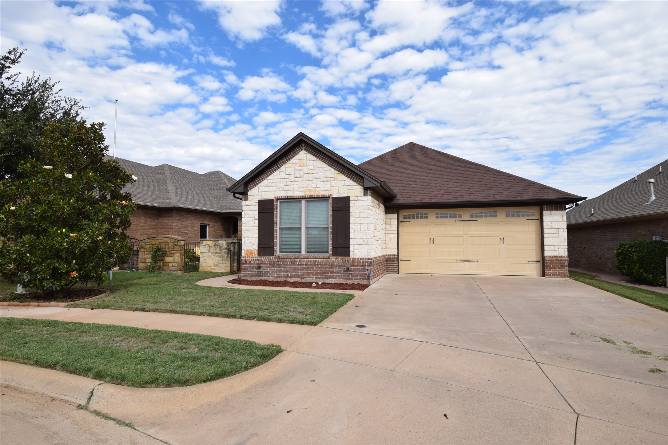 226 Captains Court Granbury TX 76049