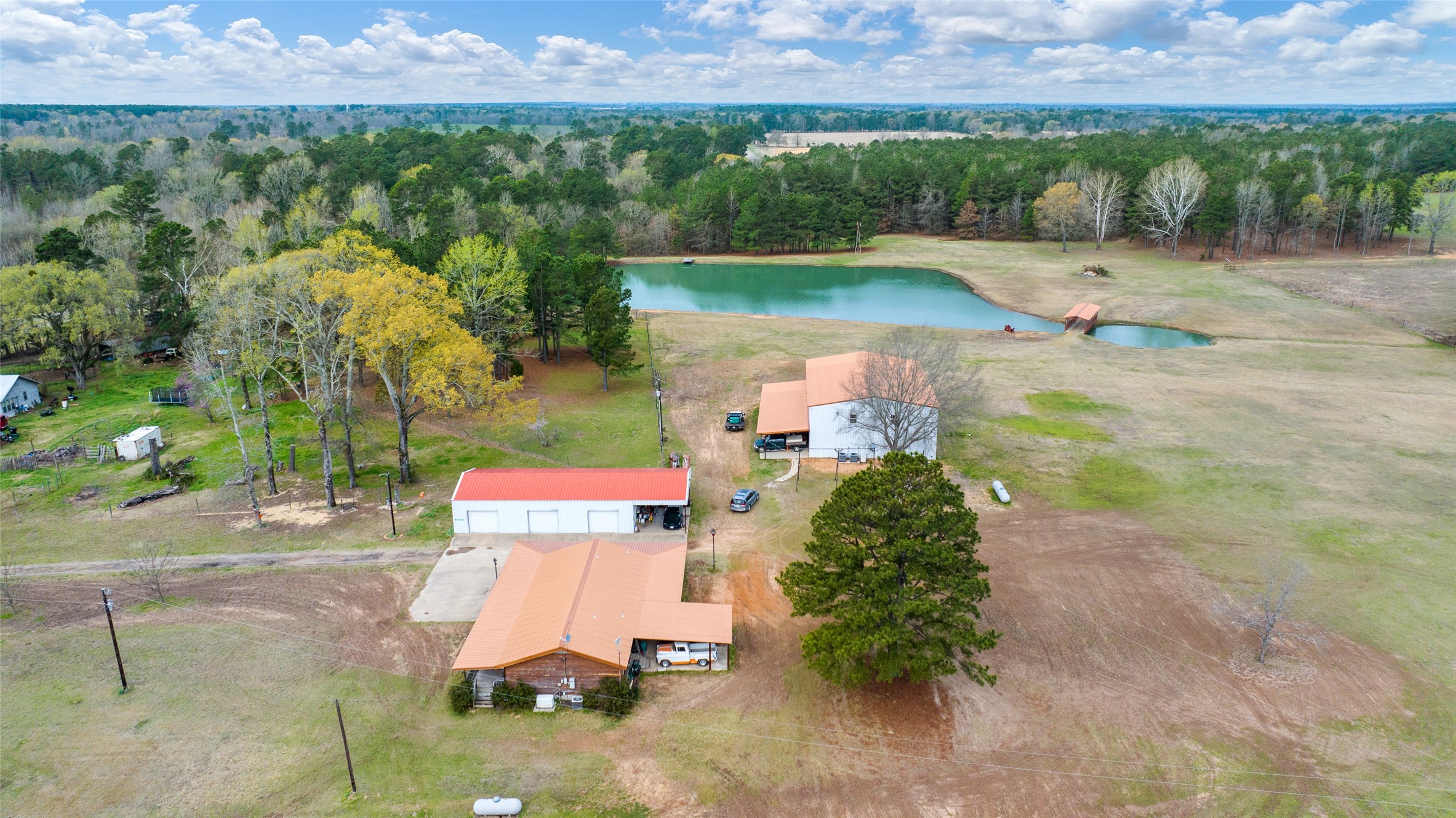 2964 Fm 2120 Bagwell TX 75412
