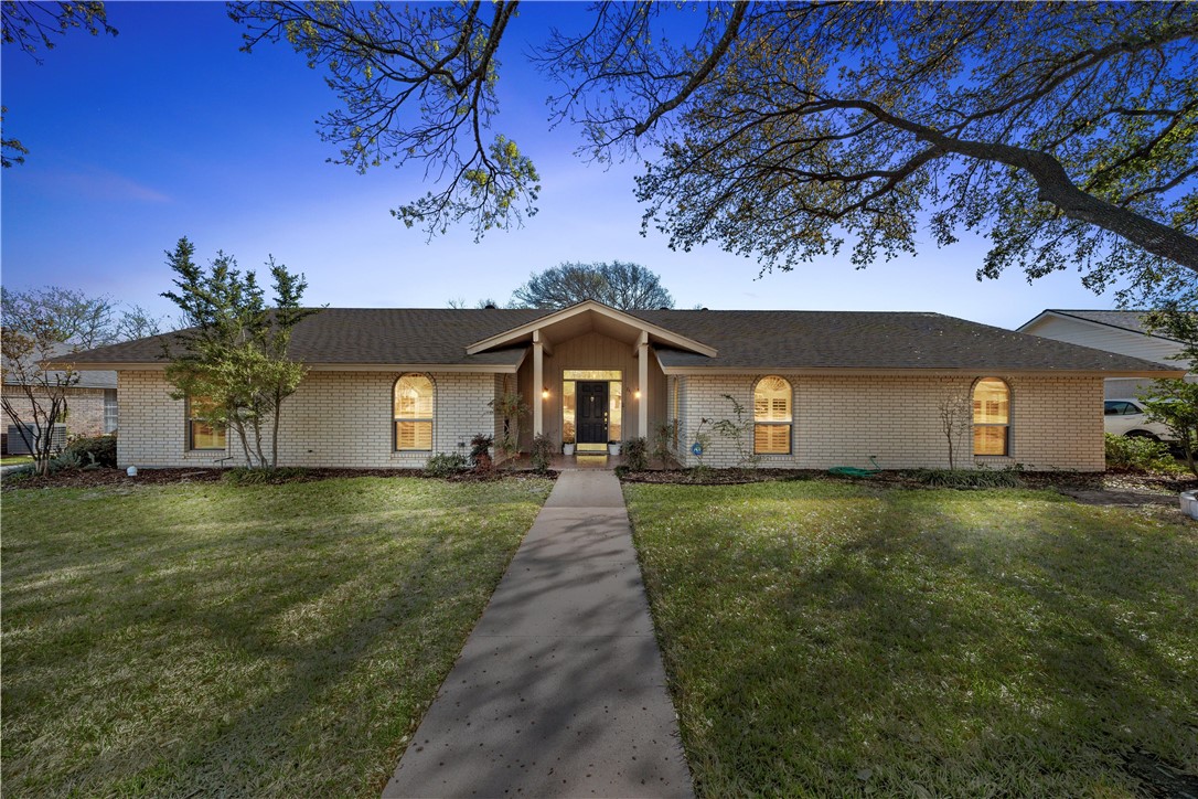 741 Ivy Ann Drive Woodway TX 76712