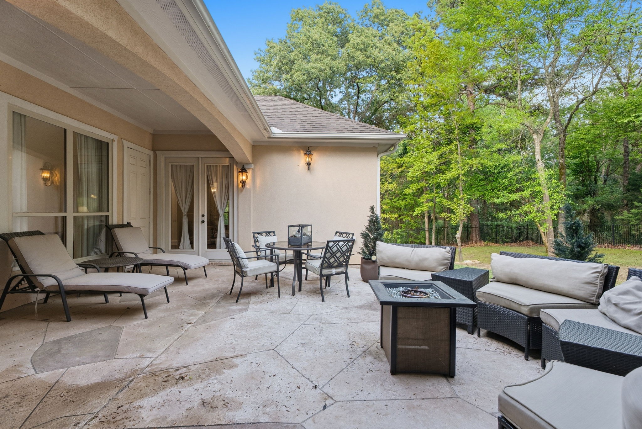 1915 Stoneleaf Drive Tyler TX 75703
